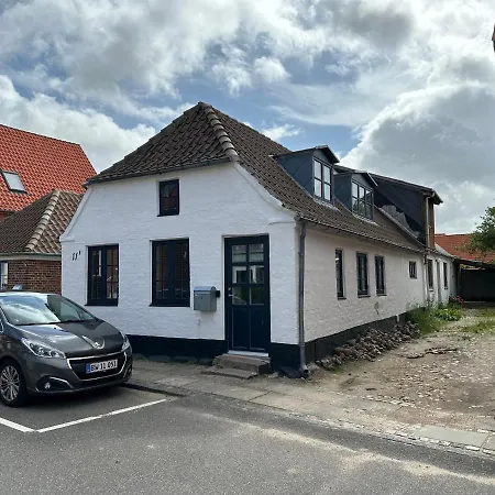 Lägenhet Charmerende Stue I Centrum